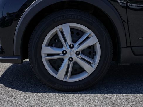 Used 2024 Nissan Kicks S image 11