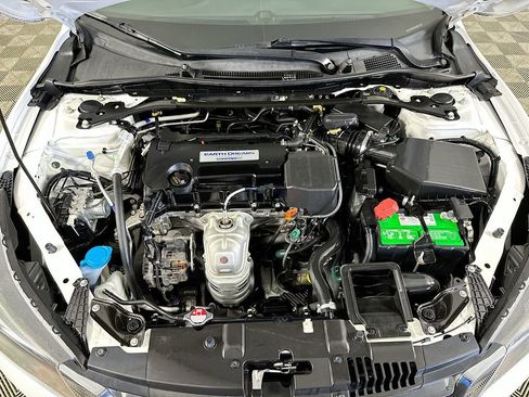 Used 2015 Honda Accord EX-L image 37