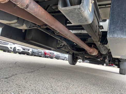 Used 2013 Ford F550 2WD Regular Cab Super Duty w/ Payload Upgrade Pkg image 28