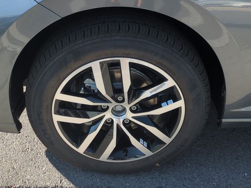 New 2025 Volkswagen Jetta SE image 19