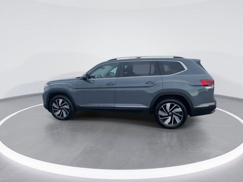 Used 2025 Volkswagen Atlas SEL AWD/4WD image 5