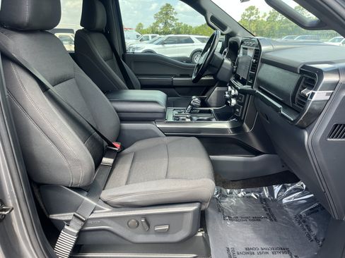 Used 2022 Ford F150 XLT w/ Equipment Group 302A High AWD/4WD image 17