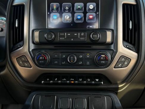 Used 2018 GMC Sierra 2500 Denali w/ Duramax Plus Package image 15
