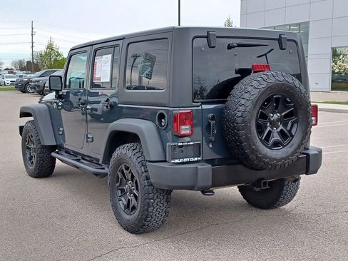 Used 2017 Jeep Wrangler Unlimited Sport AWD/4WD image 3