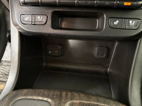 Used 2022 GMC Canyon Denali AWD/4WD image 21
