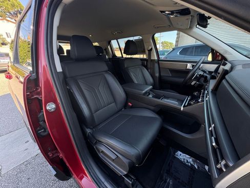 Used 2025 Hyundai Santa Fe SEL image 38