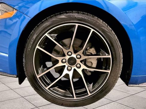 Certified 2020 Ford Mustang Coupe RWD image 8