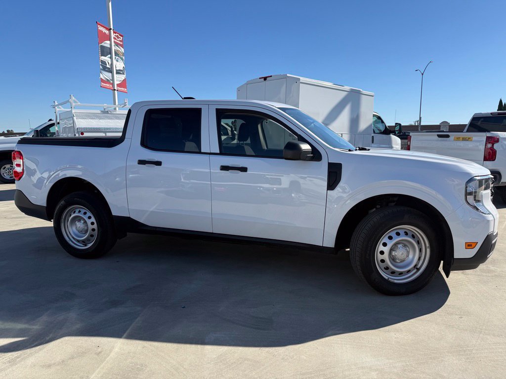 Used 2025 Ford Maverick XL FWD image 9