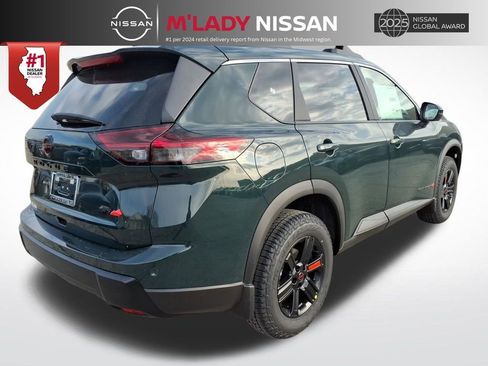 New 2026 Nissan Rogue SV image 7