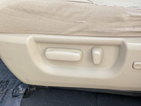 Used 2012 Toyota Tundra 4x4 Double Cab image 21