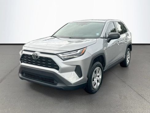 Used 2024 Toyota RAV4 LE FWD image 3