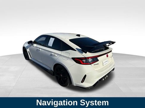 Used 2024 Honda Civic Type R image 3
