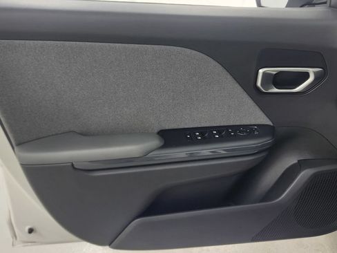 Used 2025 Kia K4 EX FWD image 16