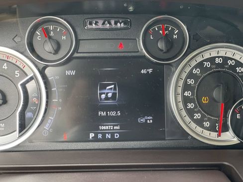 Used 2014 RAM 2500 Laramie w/ Convenience Group AWD/4WD image 12