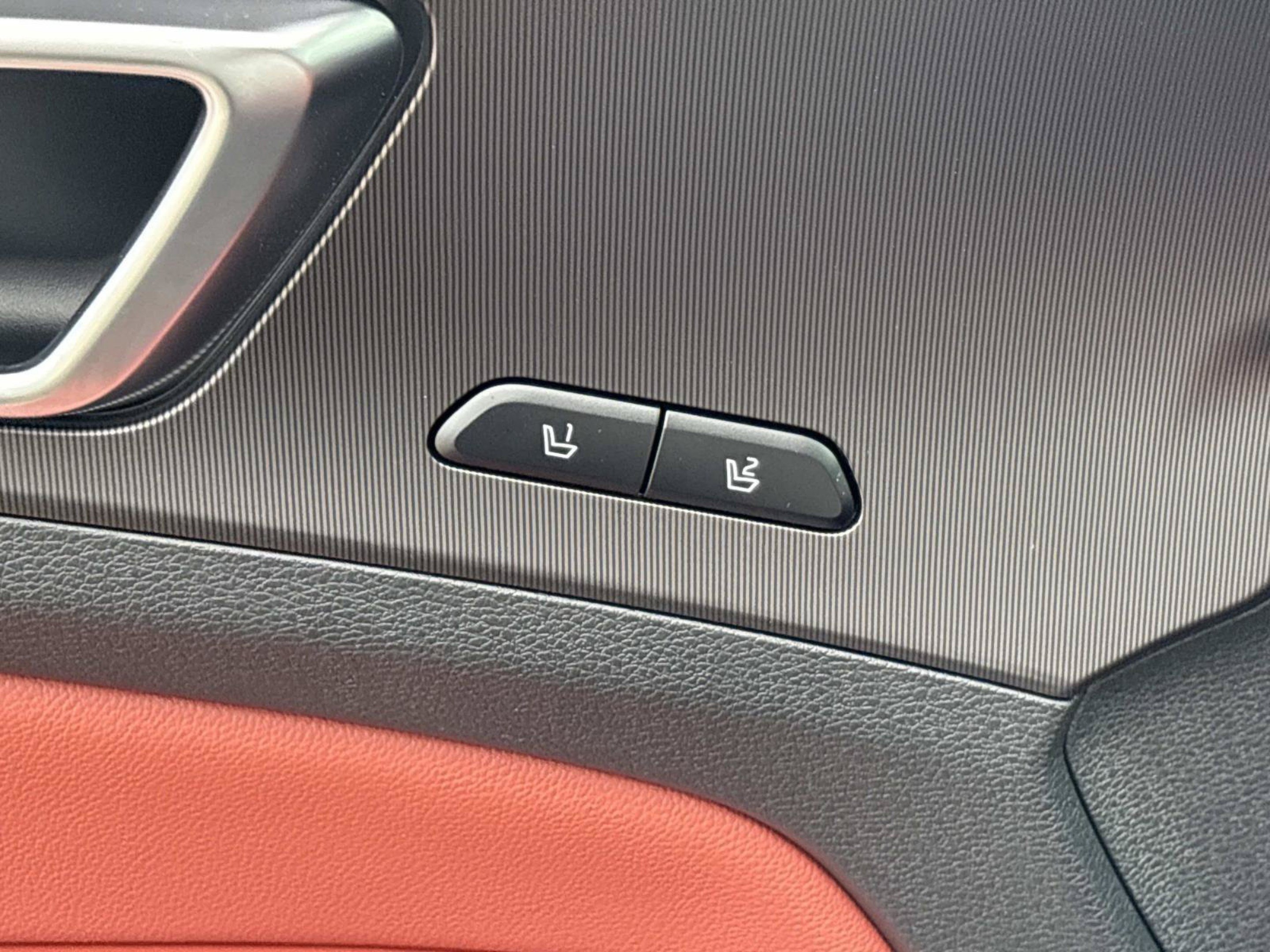 New 2027 Kia Sportage SX FWD image 18
