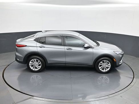 Used 2024 Buick Envista Preferred w/ Convenience I Package image 16