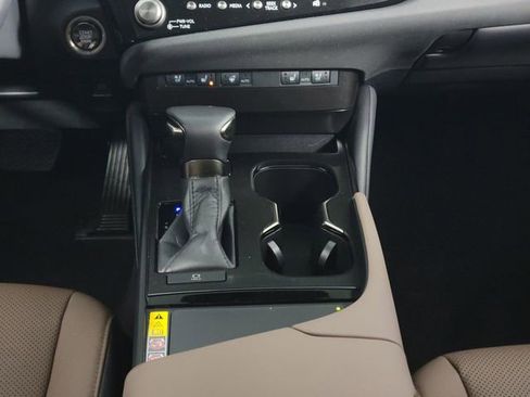 Used 2025 Lexus ES 350 w/ Premium Package image 25