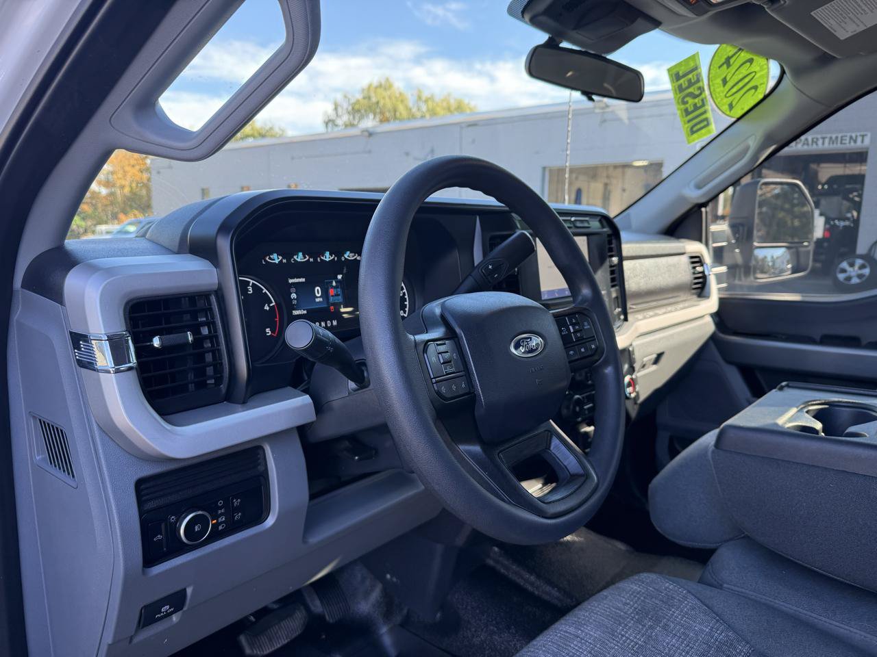Used 2024 Ford F250 XLT w/ FX4 Off-Road Package AWD/4WD image 31