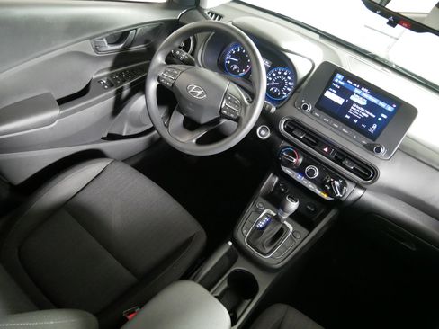 Used 2023 Hyundai Kona SEL w/ Cargo Package FWD image 9