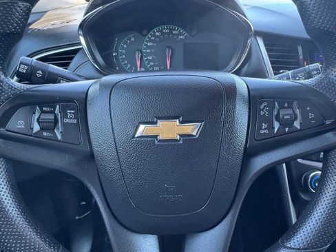 Used 2020 Chevrolet Trax LS w/ Tint and Cruise Package image 23