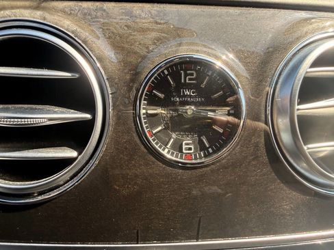 Used 2015 Mercedes-Benz S 63 AMG 4MATIC Sedan image 18