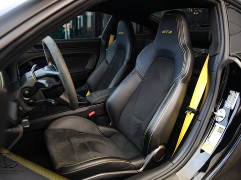 Used 2022 Porsche 911 GT3 RWD image 35