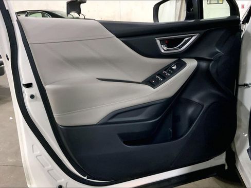 Used 2019 Subaru Forester Limited image 21