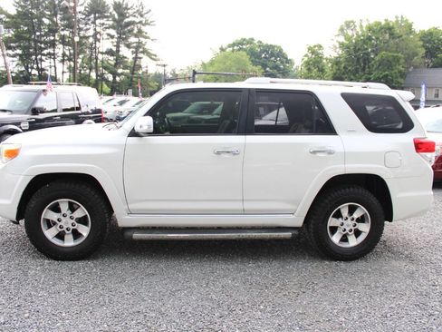 Used 2011 Toyota 4Runner SR5 w/ Premium Pkg w/Leather AWD/4WD image 10