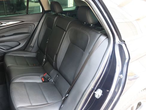 Used 2018 Buick Regal Essence w/ Driver Confidence Package #1 image 41