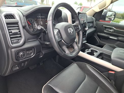 Used 2021 RAM 1500 Laramie image 10