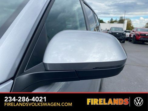 New 2026 Volkswagen Atlas SE image 13