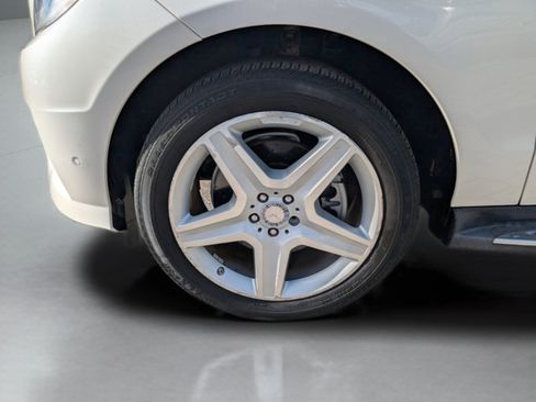 Used 2015 Mercedes-Benz ML 400 4MATIC image 14