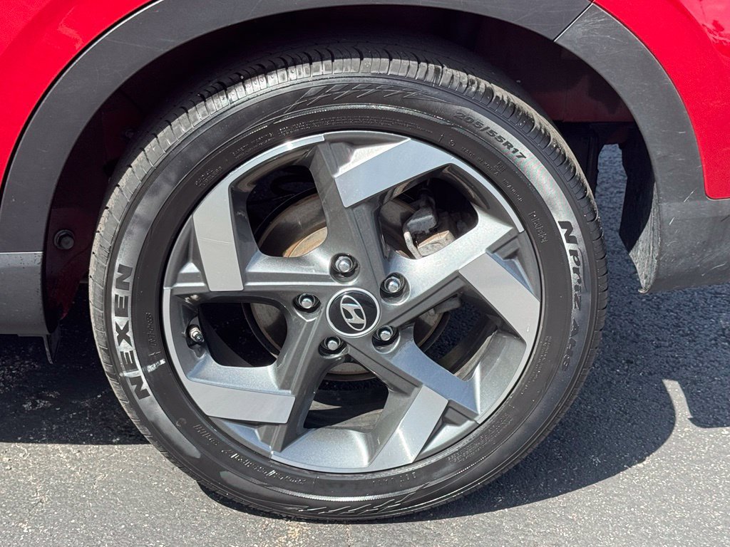 Used 2021 Hyundai Venue SEL w/ Cargo Package FWD image 39