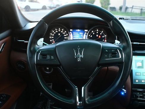 Used 2015 Maserati Quattroporte S Q4 image 30