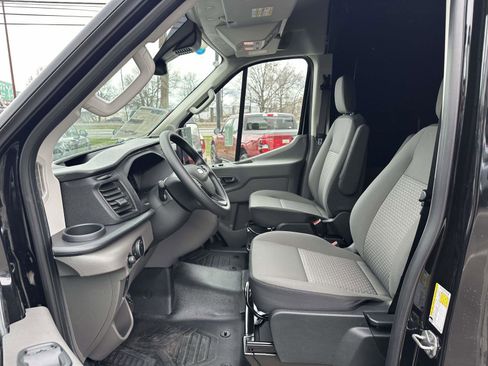 New 2026 Ford Transit 250 148 Medium Roof image 16