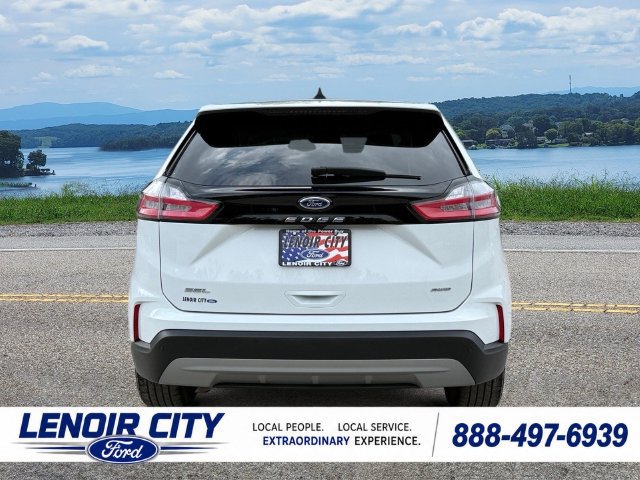 Certified 2024 Ford Edge SEL w/ Convenience Package AWD/4WD image 4