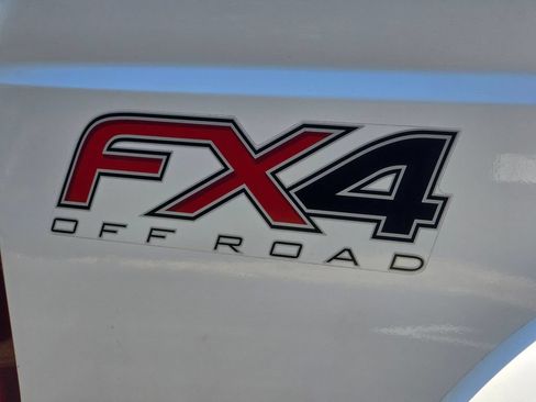 Used 2013 Ford F350 Lariat w/ Lariat Ultimate Pkg AWD/4WD image 20
