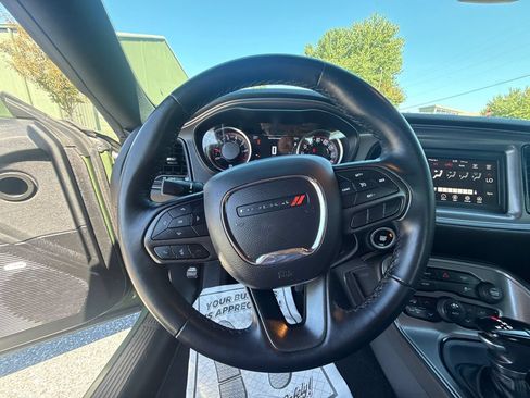 Used 2023 Dodge Challenger SXT AWD/4WD image 18
