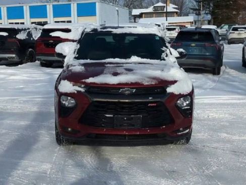 Certified 2022 Chevrolet TrailBlazer RS w/ Sun and Liftgate Package image 3