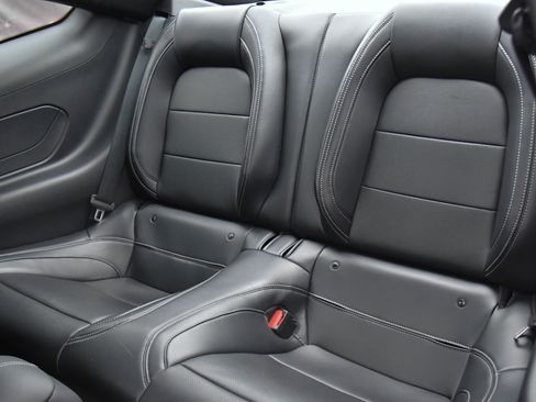 Used 2024 Ford Mustang Premium image 33