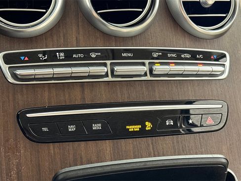 Certified 2022 Mercedes-Benz GLC 300 4MATIC image 23