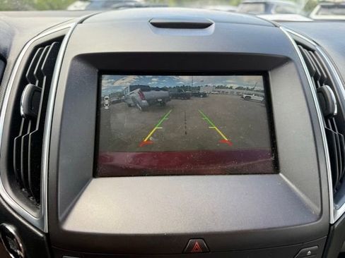 Used 2015 Ford Edge Titanium w/ Equipment Group 302A AWD/4WD image 14