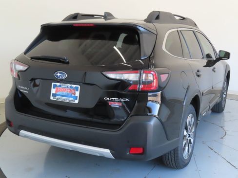 New 2025 Subaru Outback Limited image 3