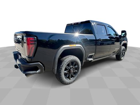 Used 2024 GMC Sierra 2500 AT4 w/ AT4 Premium Plus Package image 9