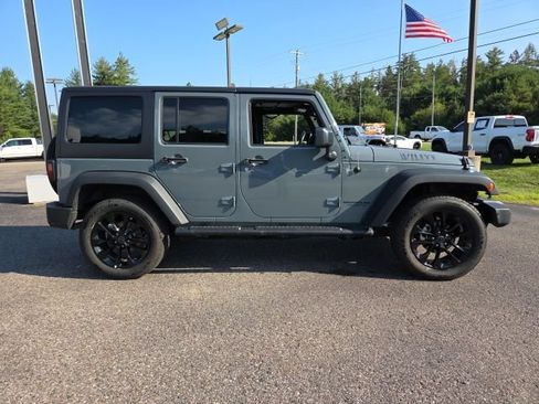 Used 2015 Jeep Wrangler Unlimited Sport w/ Dual Top Group AWD/4WD image 23