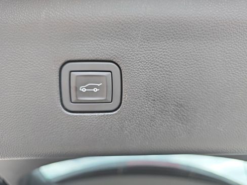 Used 2024 Buick Enclave Essence w/ Sport Touring Edition AWD/4WD image 14