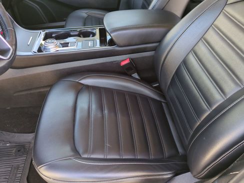 Certified 2019 Ford Edge SEL w/ Equipment Group 201A image 20