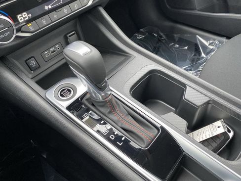 New 2025 Nissan Sentra SR w/ Lighting Package image 19