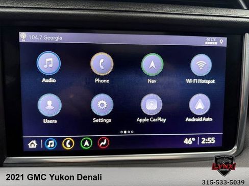 Used 2021 GMC Yukon Denali w/ Denali Premium Package image 17