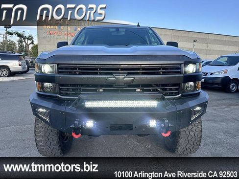 Used 2016 Chevrolet Silverado 2500 W/T AWD/4WD image 2